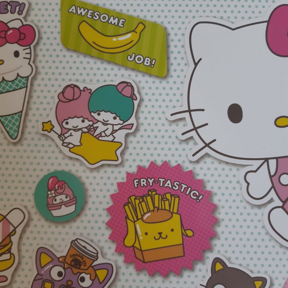 Hello Kitty Reward Sticker Book - Picture 4 of 6
